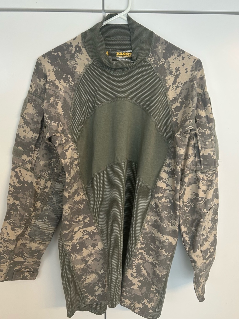 Massif Army Combat Shirt (ACS) ACU
Digital Camo Flame Resistant - Size M